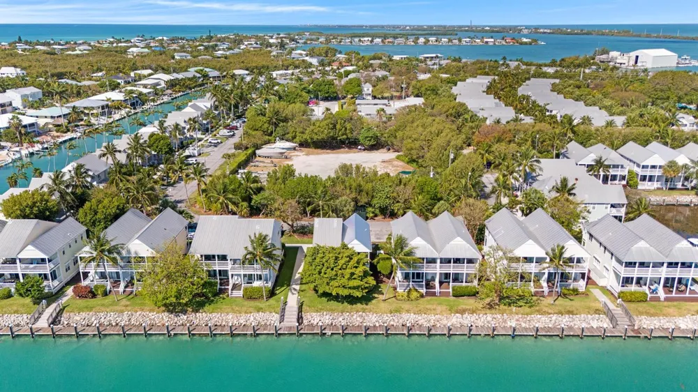 7051 Harbor Village Drive 