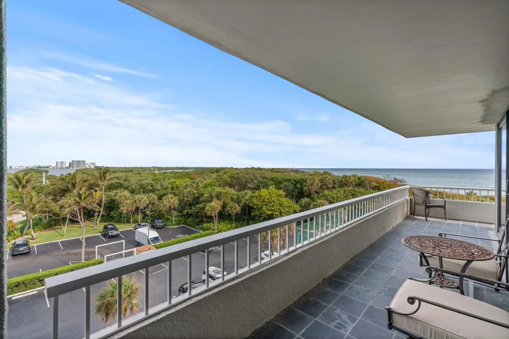 5550 Ocean Drive #5c Singer Island, FL 33404
