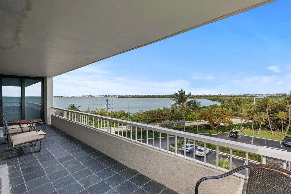 5550 Ocean Drive #5c Singer Island, FL 33404