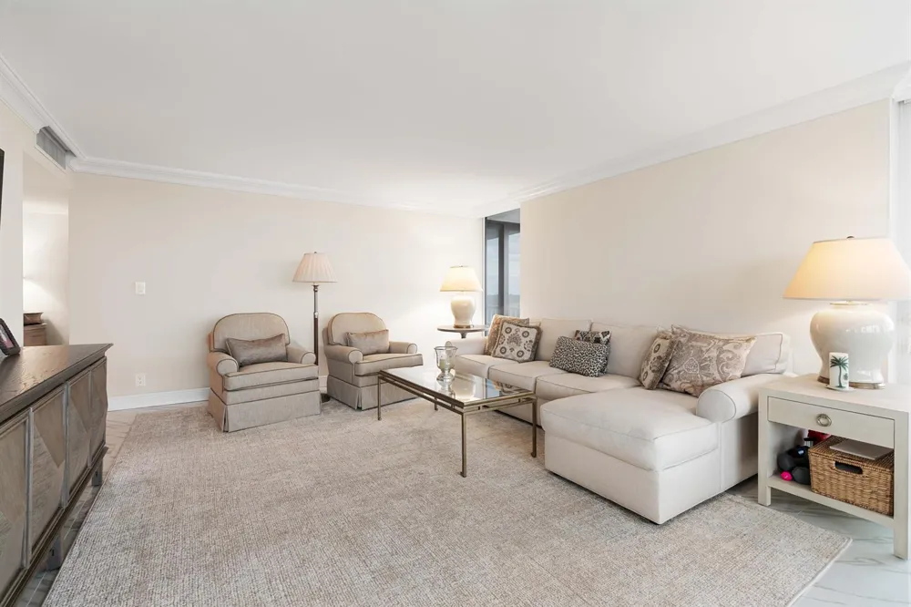 5550 Ocean Drive #5c Singer Island, FL 33404