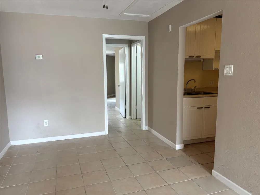1014 Graham Drive #I3 Tomball, TX 77375