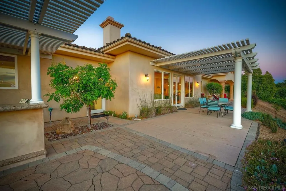 30388 Castlecrest Valley Center, CA 92082
