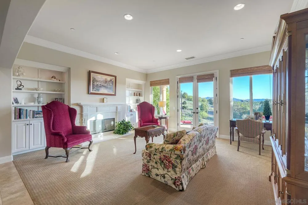30388 Castlecrest Valley Center, CA 92082
