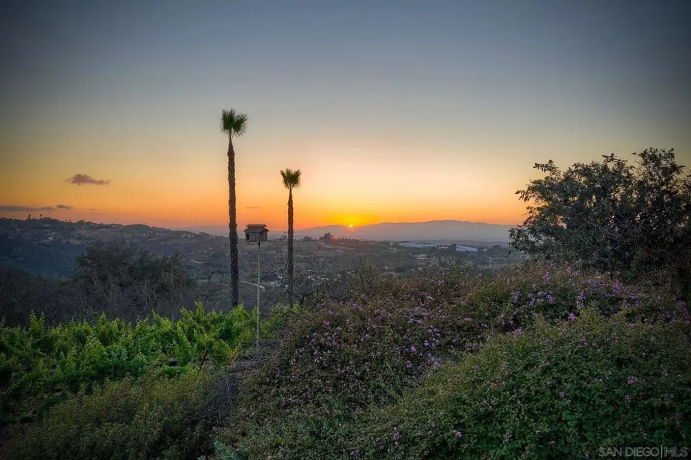 30388 Castlecrest Valley Center, CA 92082