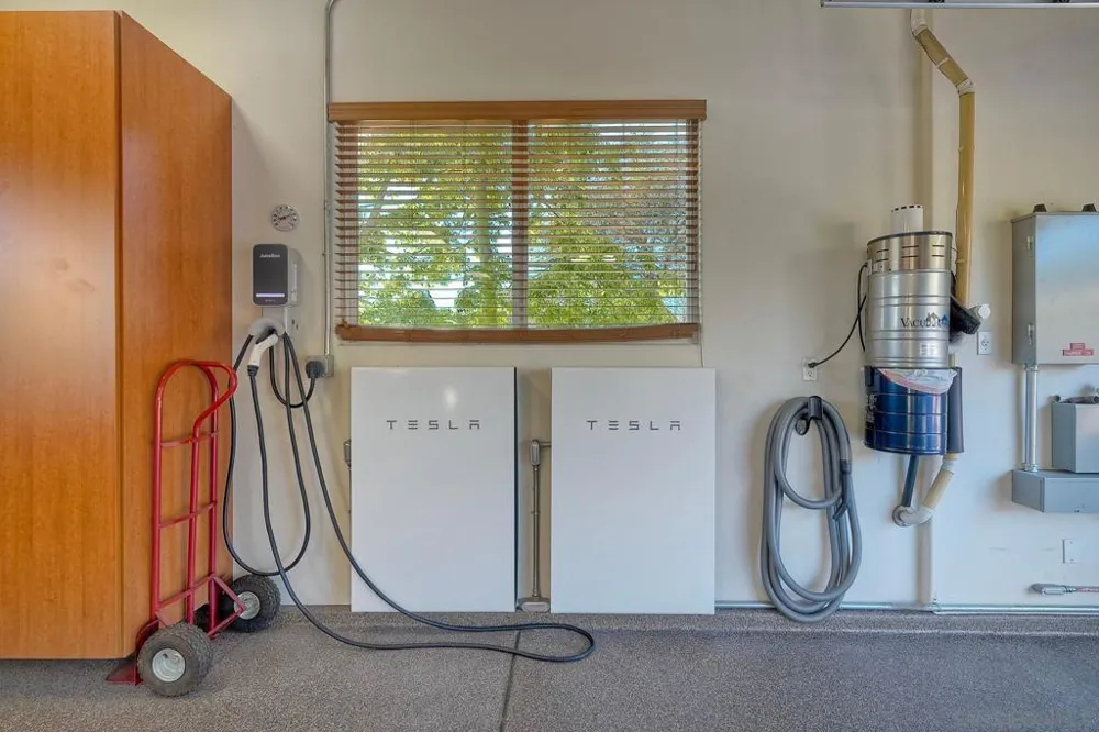 30388 Castlecrest Valley Center, CA 92082