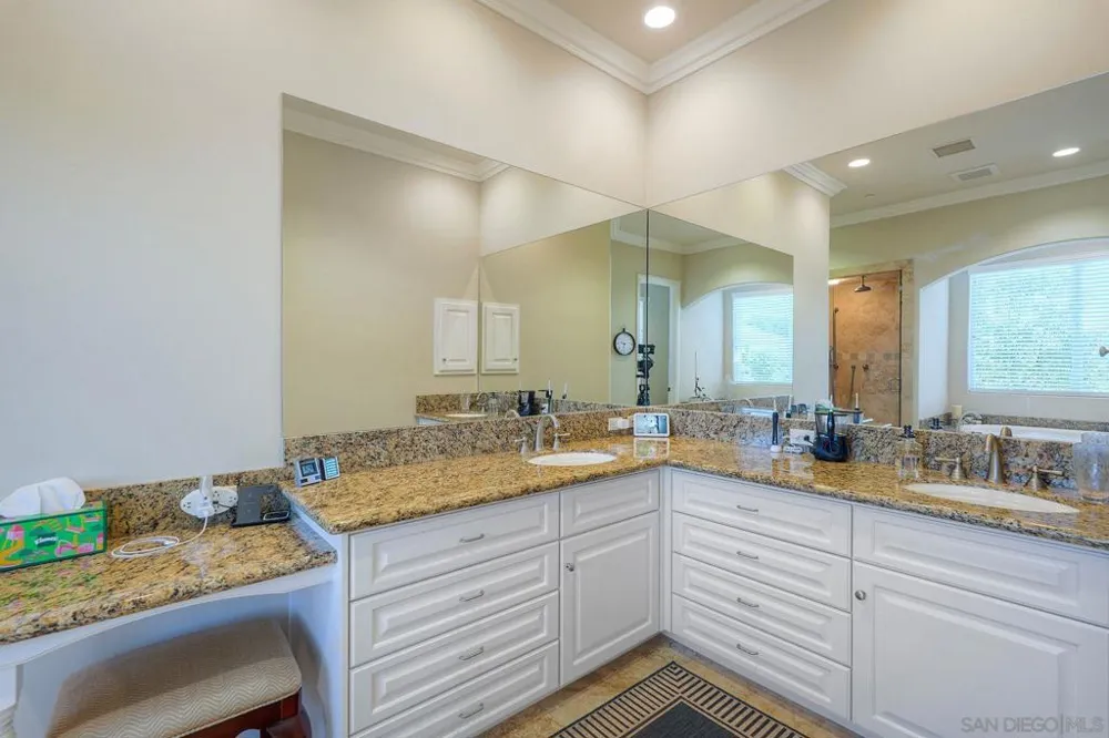 30388 Castlecrest Valley Center, CA 92082