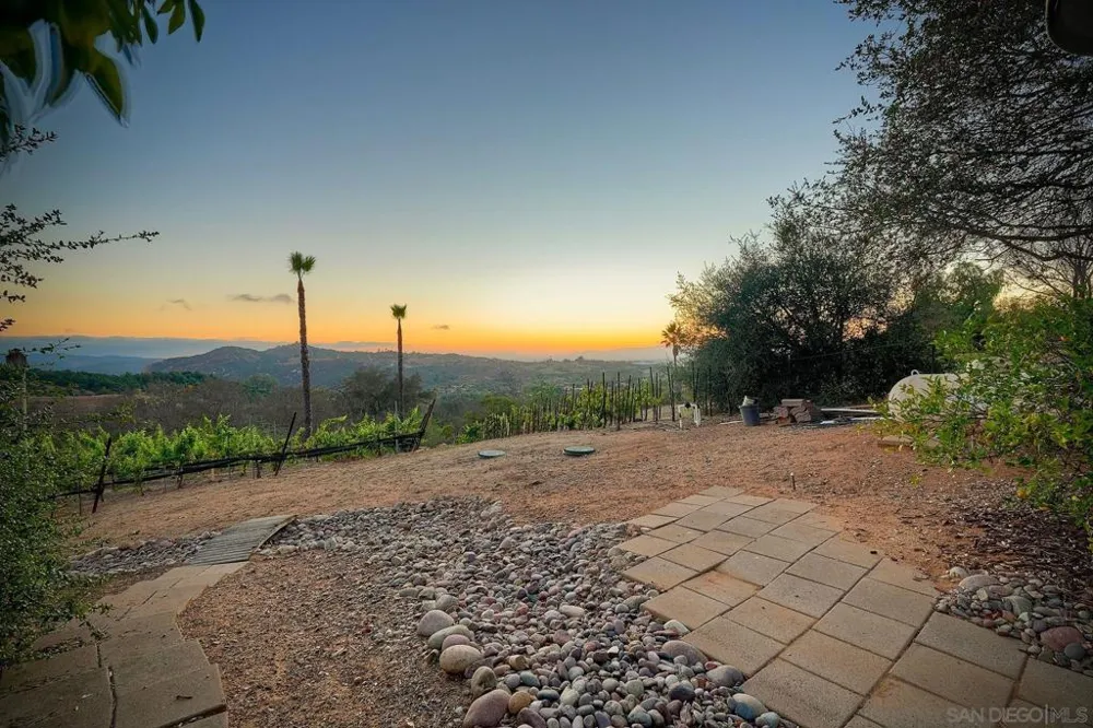 30388 Castlecrest Valley Center, CA 92082