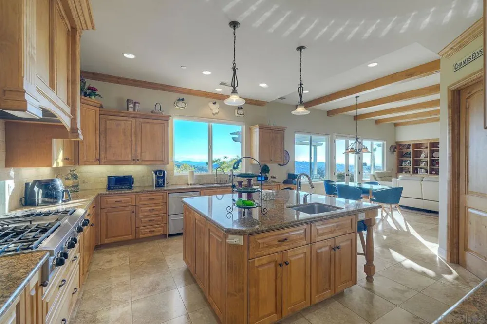 30388 Castlecrest Valley Center, CA 92082