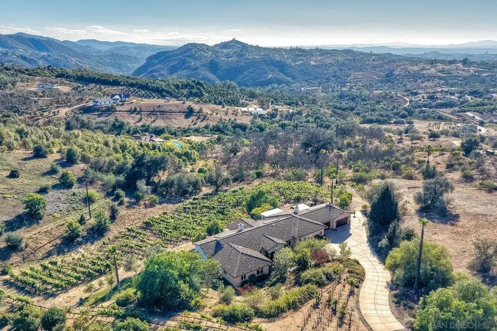 30388 Castlecrest Valley Center, CA 92082