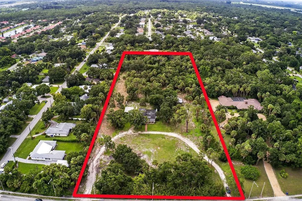 5240 20th Street Vero Beach, FL 32966