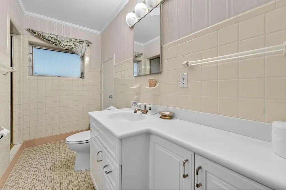 5240 20th Street Vero Beach, FL 32966