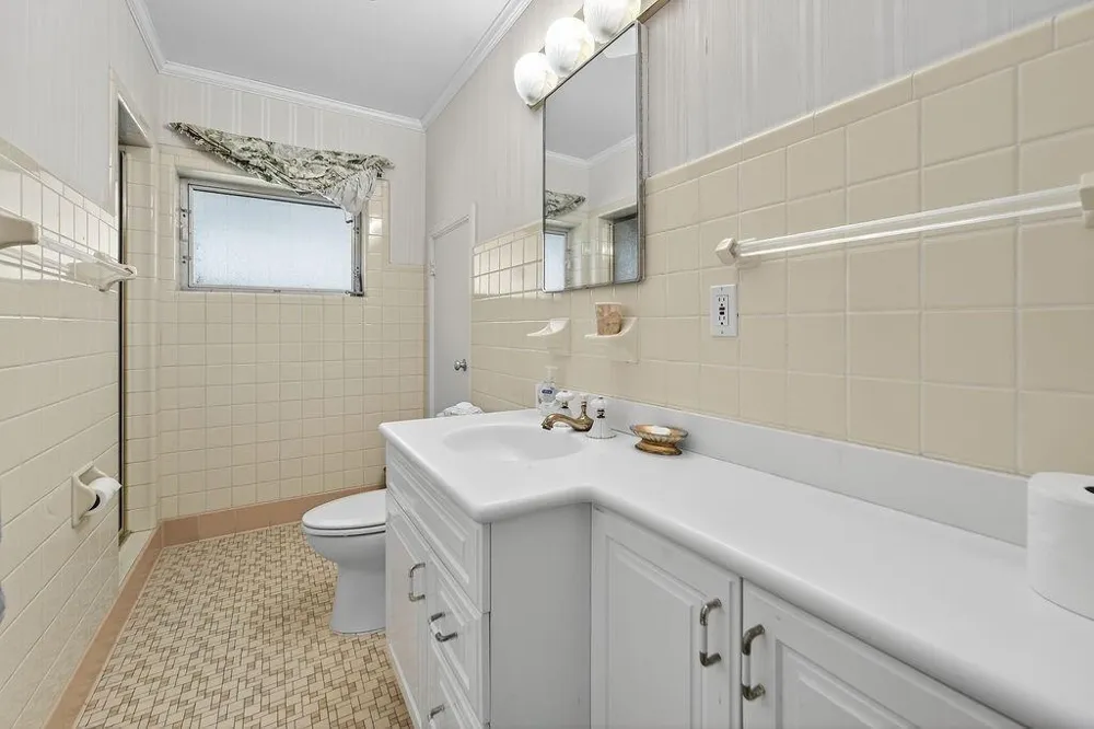 5240 20th Street Vero Beach, FL 32966