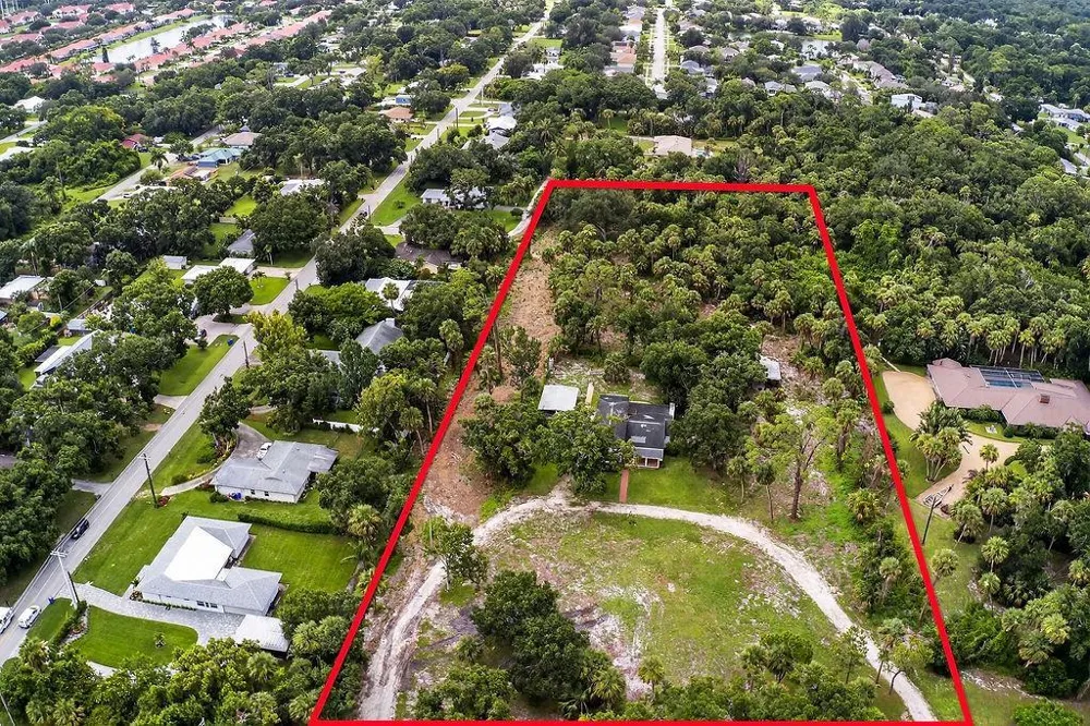 5240 20th Street Vero Beach, FL 32966