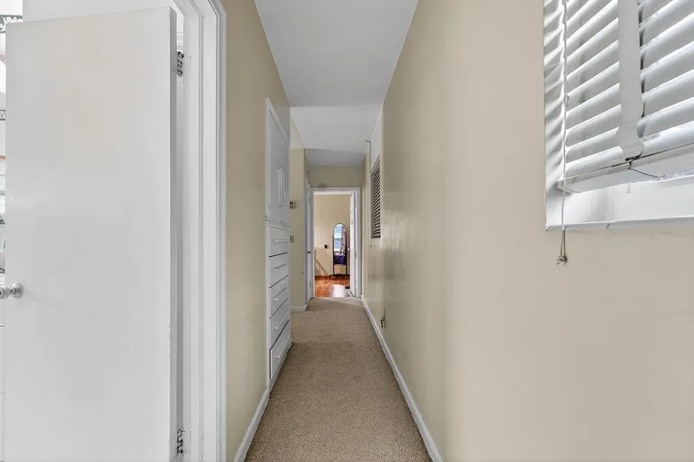 5240 20th Street Vero Beach, FL 32966