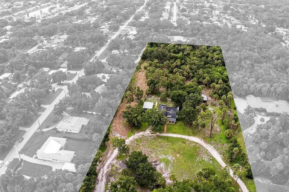 5240 20th Street Vero Beach, FL 32966