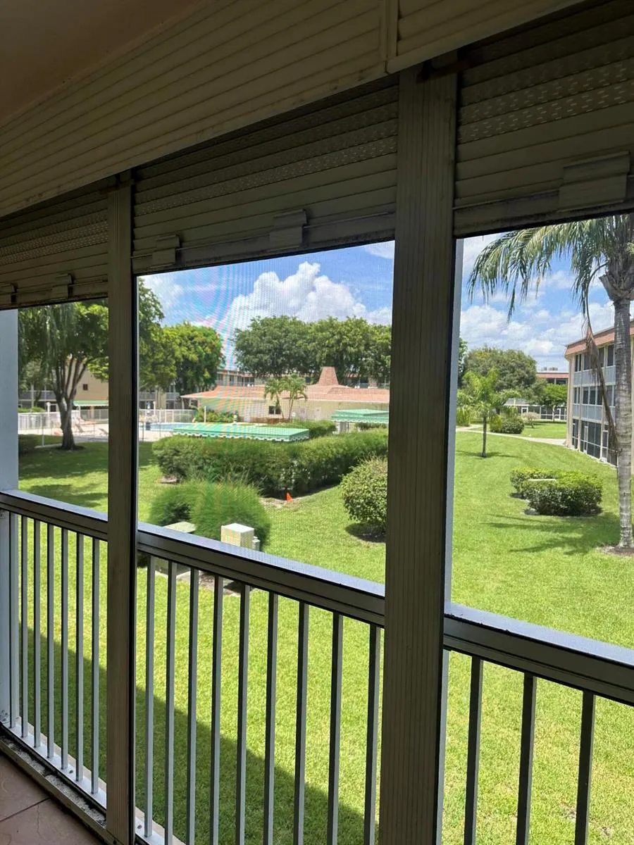 300 Village Green Circle S #217 Palm Springs, FL 33461
