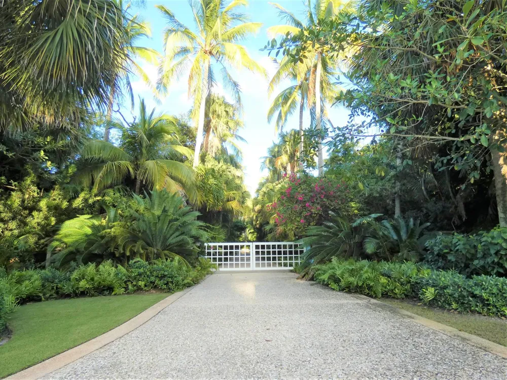 521 S Beach Road Jupiter Island, FL 33455