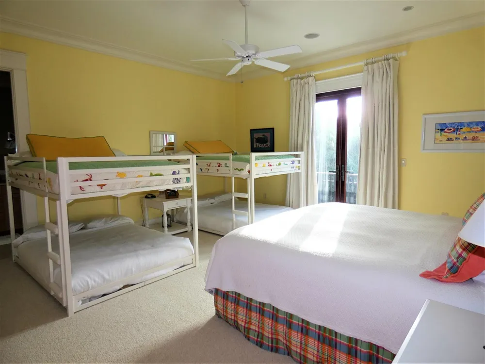 521 S Beach Road Jupiter Island, FL 33455