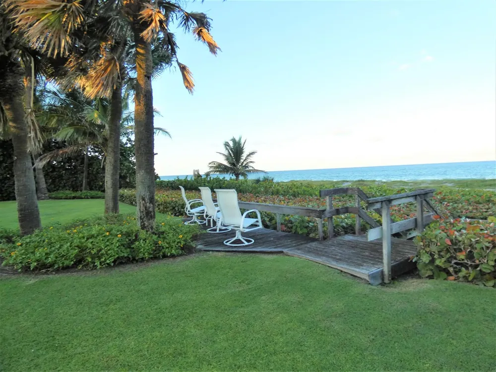 521 S Beach Road Jupiter Island, FL 33455