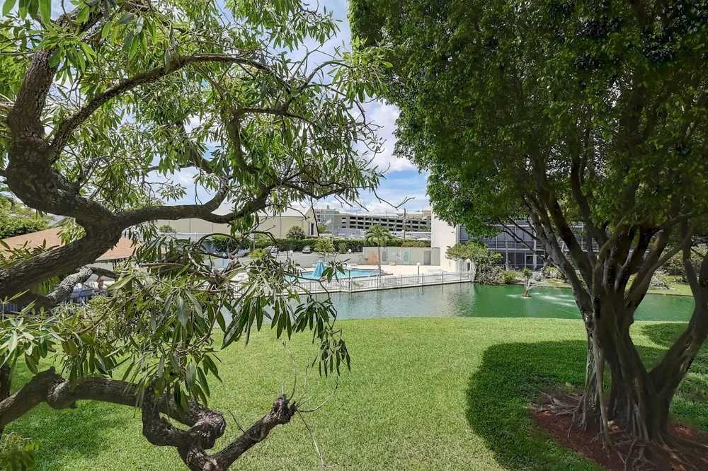 890 Federal Highway #206 Lantana, FL 33462
