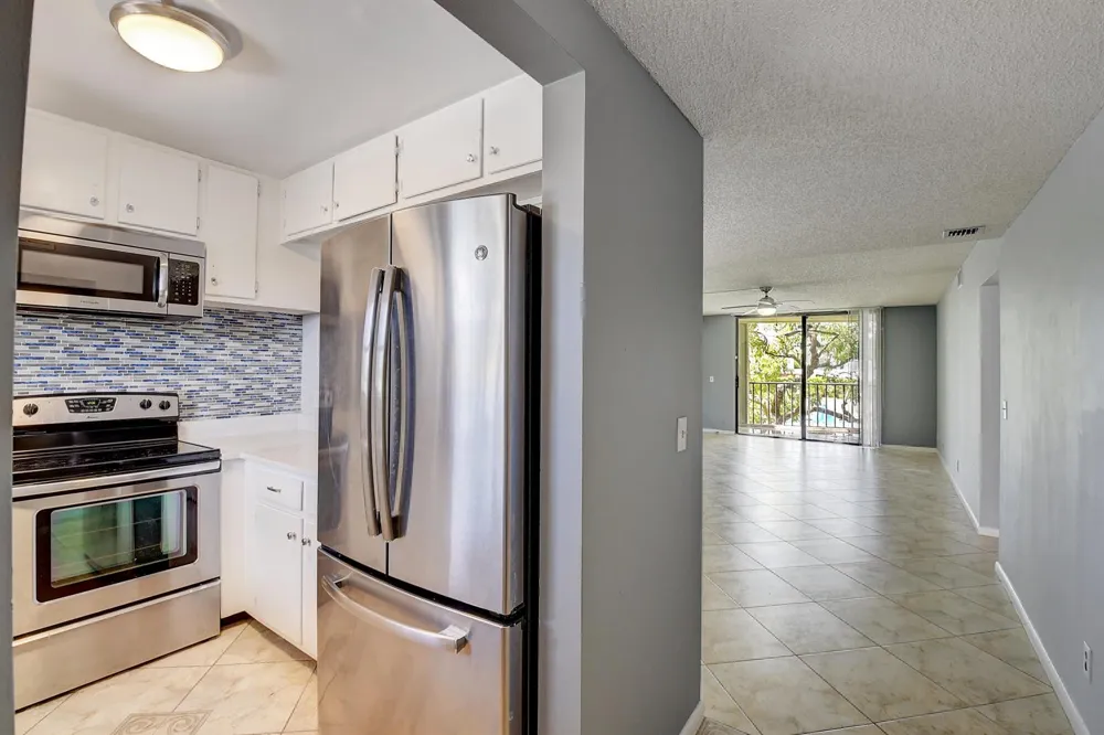 890 Federal Highway #206 Lantana, FL 33462