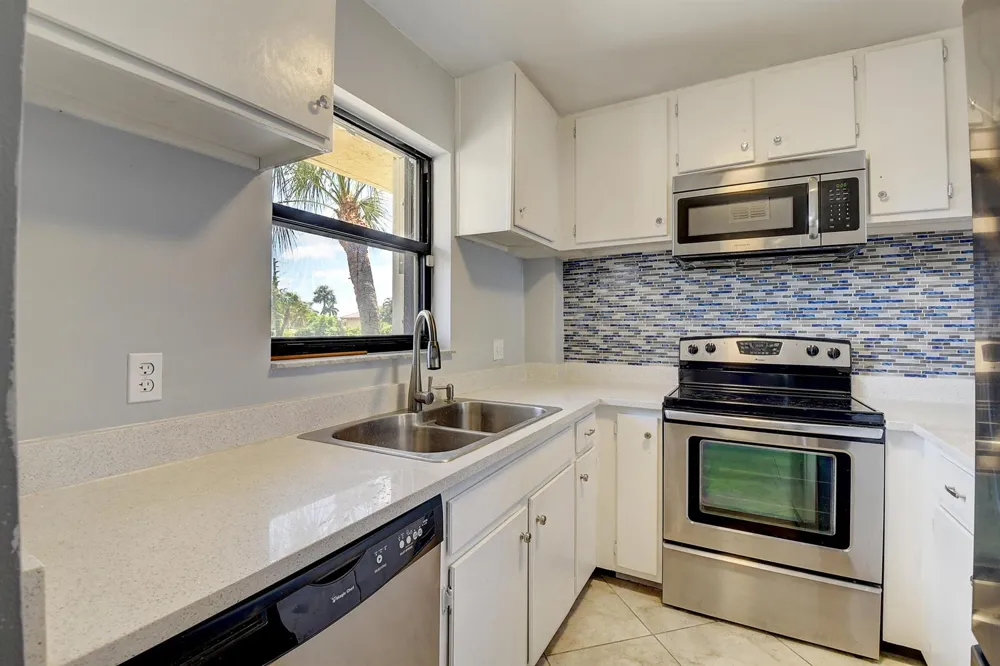 890 Federal Highway #206 Lantana, FL 33462