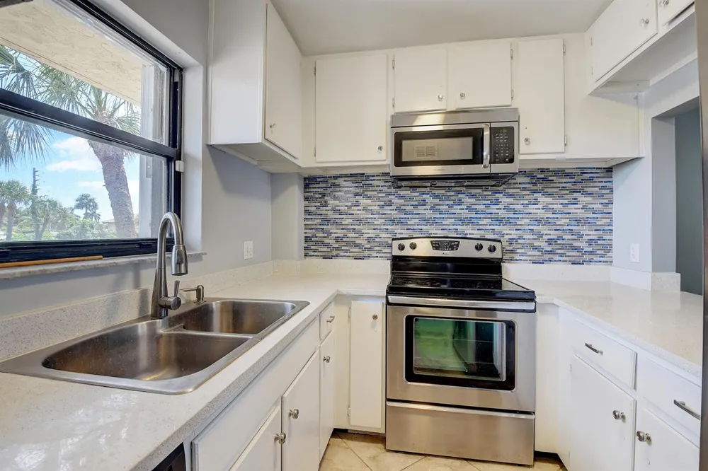 890 Federal Highway #206 Lantana, FL 33462