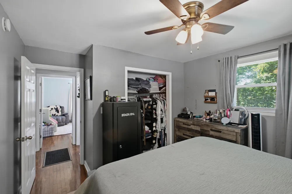 2103 Hillwood Dr Centerville, TN 37033