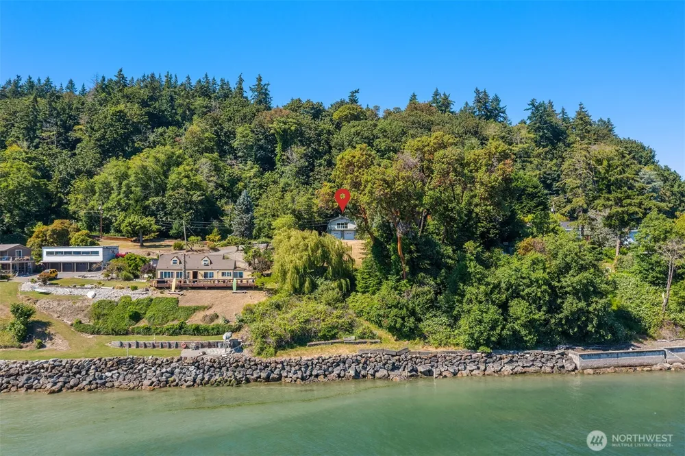 12422 SW Bachelor Road Vashon, WA 98070