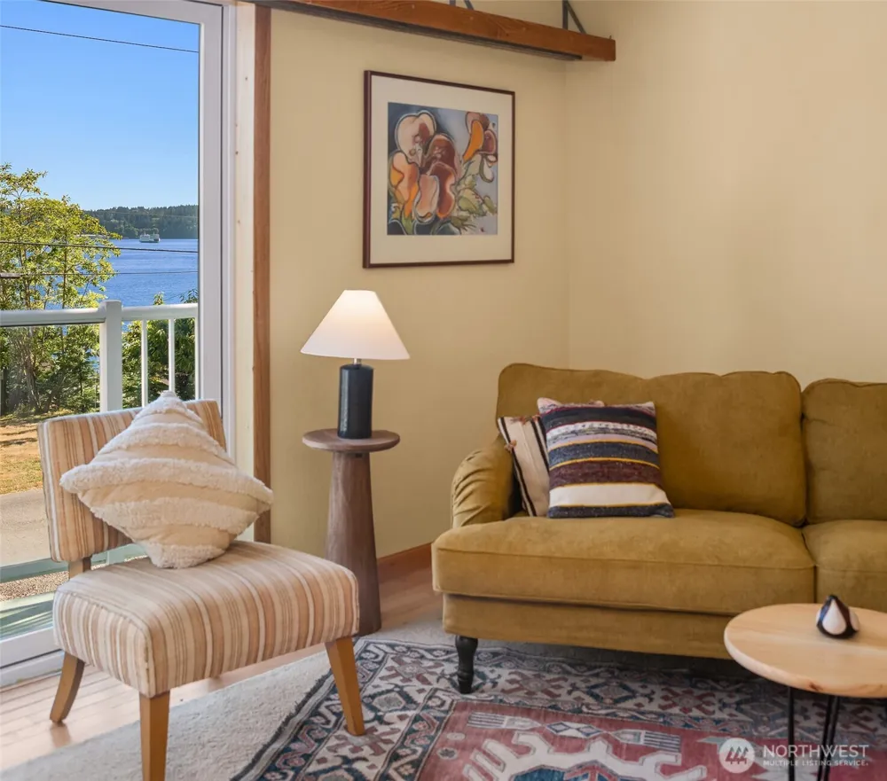 12422 SW Bachelor Road Vashon, WA 98070