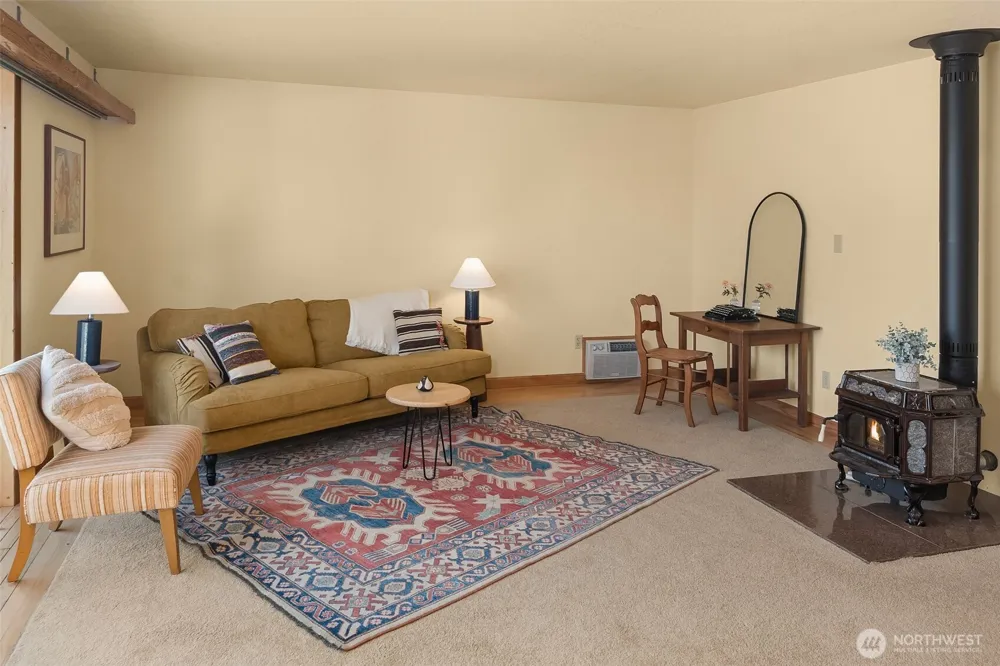 12422 SW Bachelor Road Vashon, WA 98070