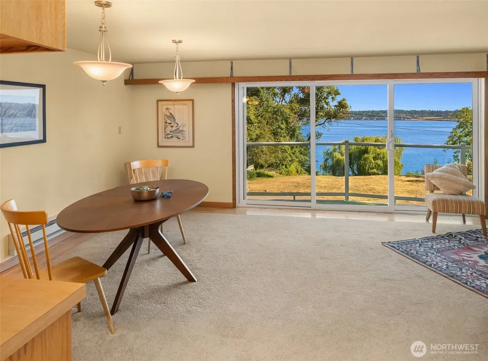 12422 SW Bachelor Road Vashon, WA 98070