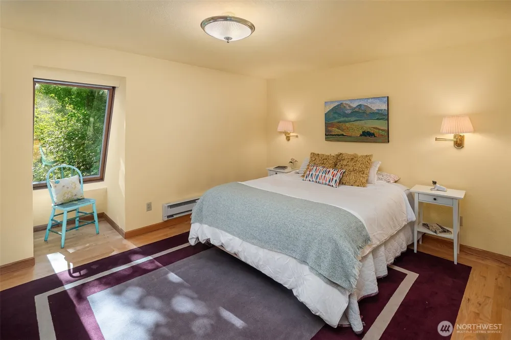 12422 SW Bachelor Road Vashon, WA 98070