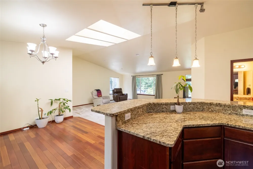 107 Skyview Drive Mossyrock, WA 98564
