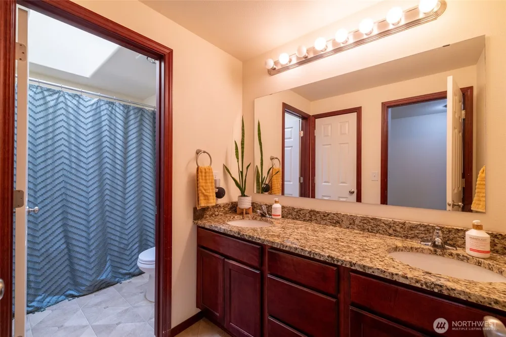 107 Skyview Drive Mossyrock, WA 98564
