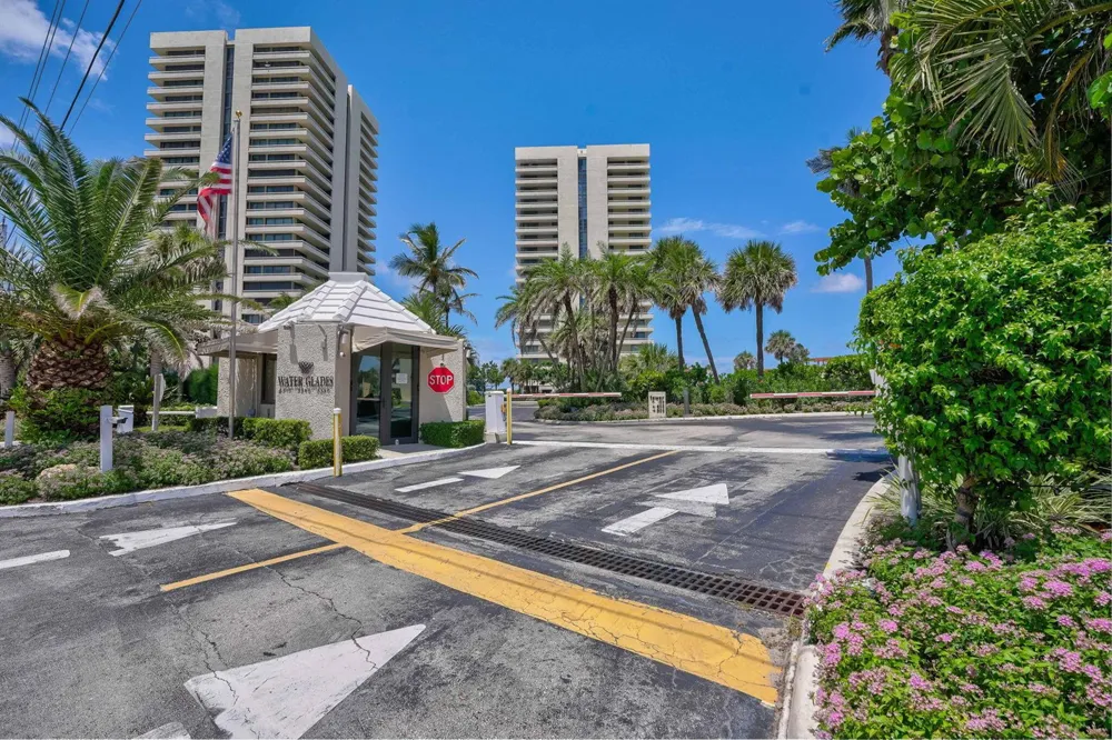 5550 Ocean Drive #7-C Singer Island, FL 33404