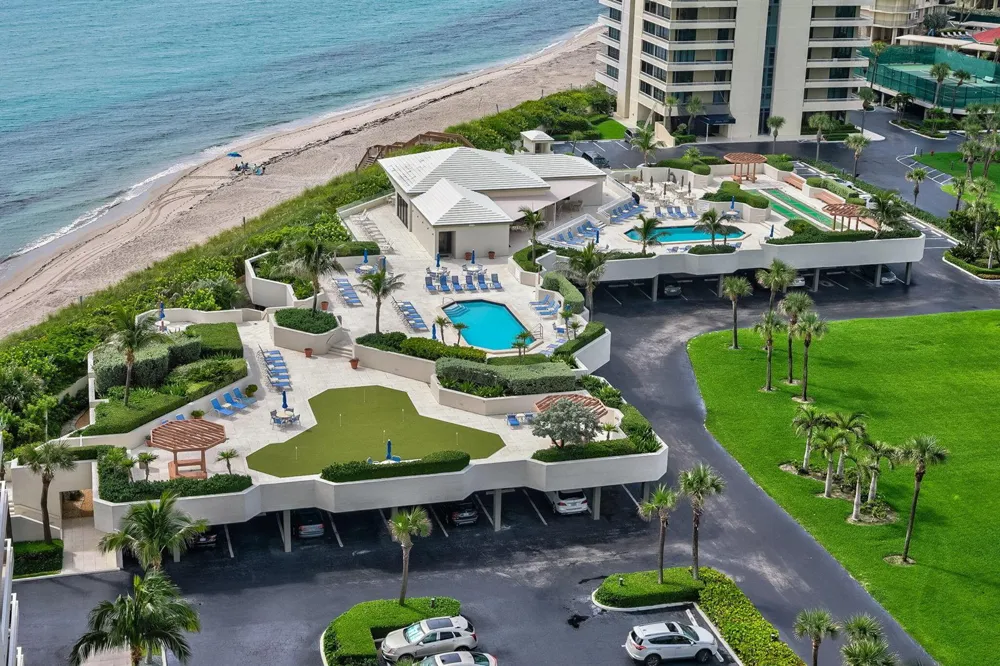 5550 Ocean Drive #7-C Singer Island, FL 33404