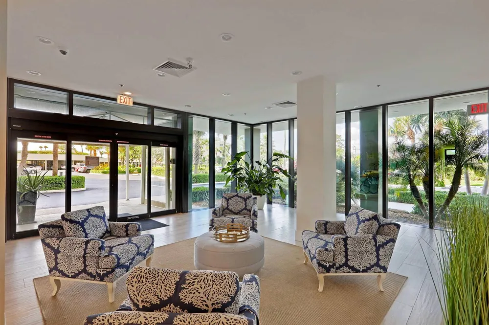 5550 Ocean Drive #7-C Singer Island, FL 33404