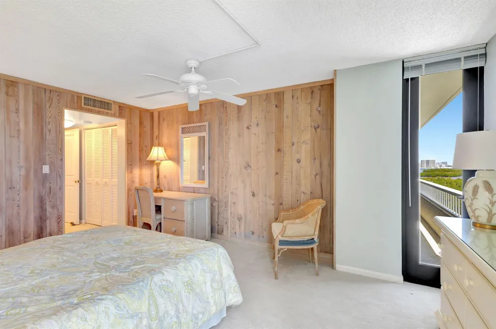 5550 Ocean Drive #7-C Singer Island, FL 33404