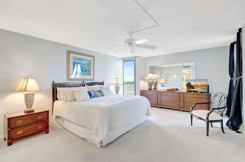 5550 Ocean Drive #7-C Singer Island, FL 33404