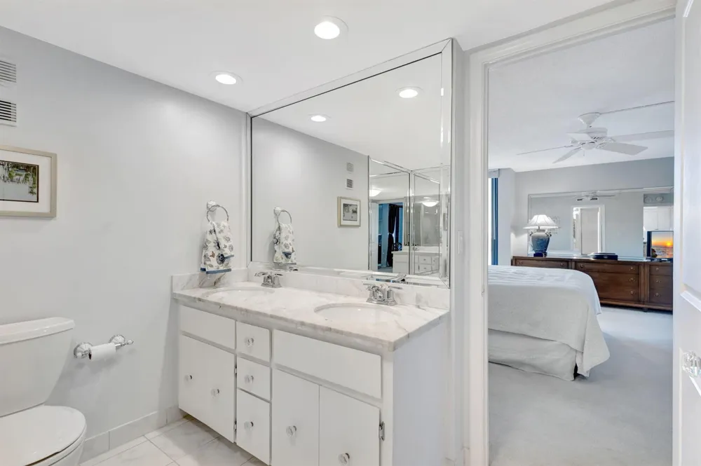 5550 Ocean Drive #7-C Singer Island, FL 33404
