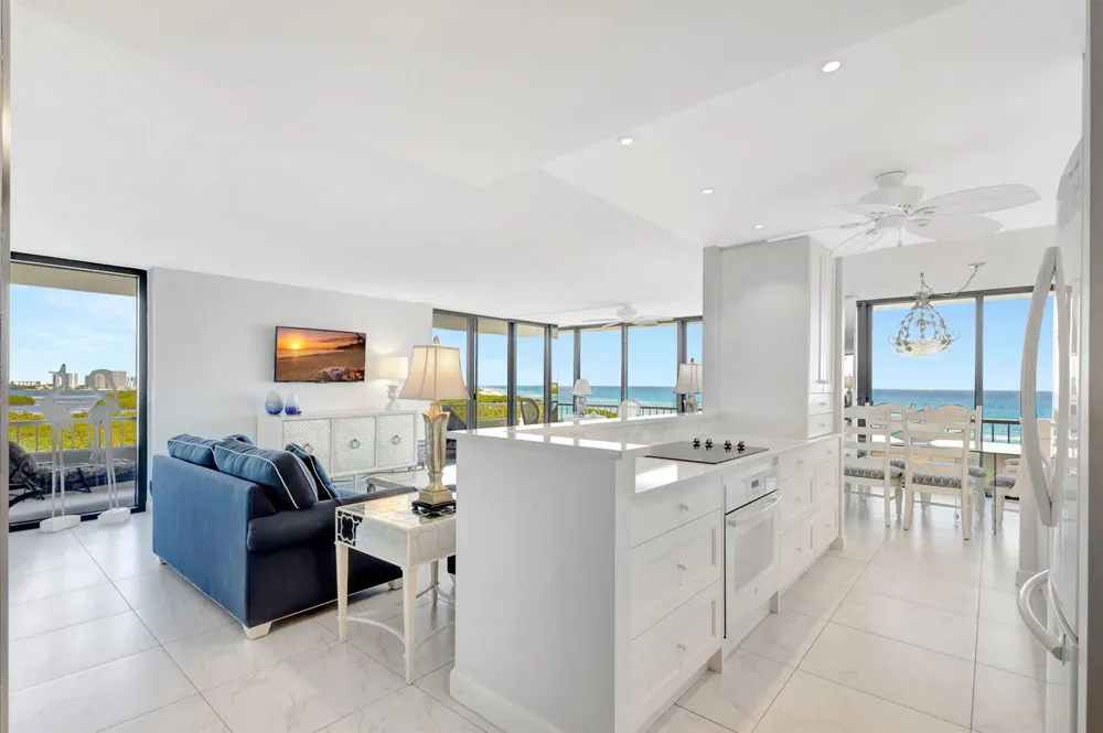 5550 Ocean Drive #7-C Singer Island, FL 33404