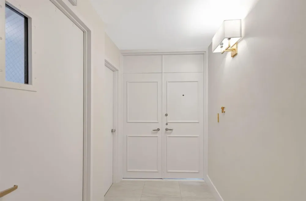 5550 Ocean Drive #7-C Singer Island, FL 33404