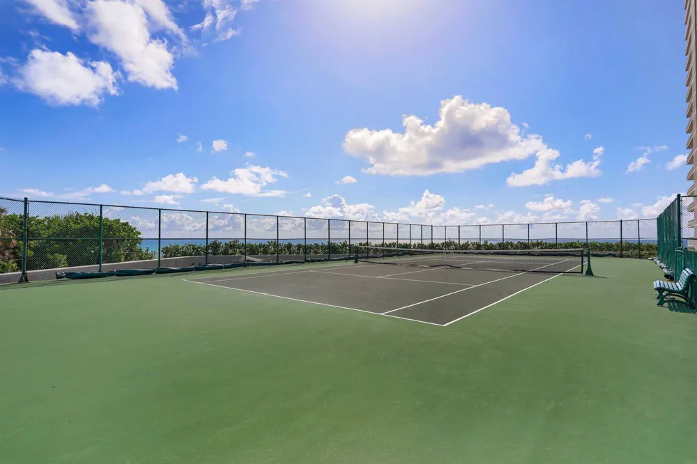 5550 Ocean Drive #7-C Singer Island, FL 33404