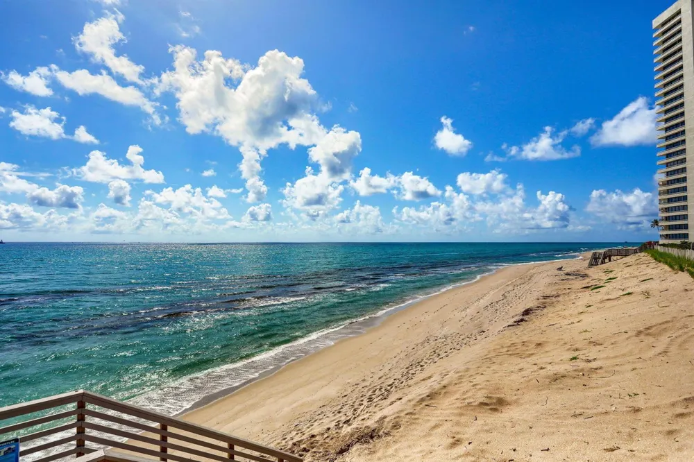5550 Ocean Drive #7-C Singer Island, FL 33404