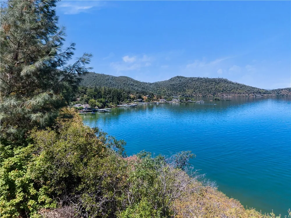 6996 Pine Avenue Kelseyville, CA 95451
