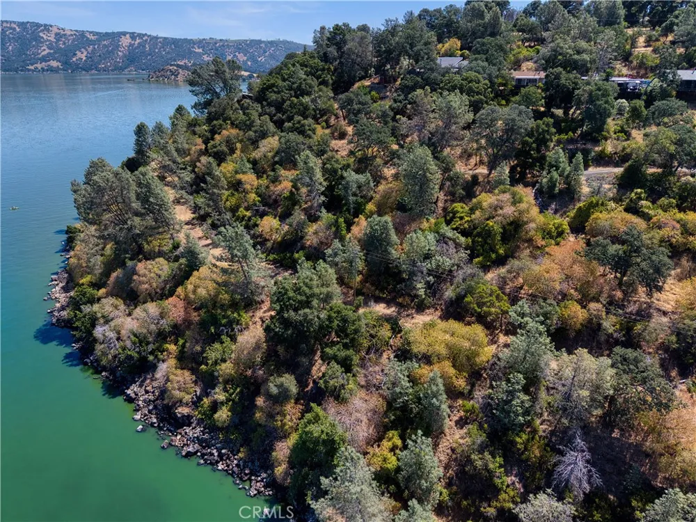 6996 Pine Avenue Kelseyville, CA 95451