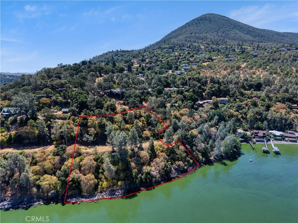 6996 Pine Avenue Kelseyville, CA 95451