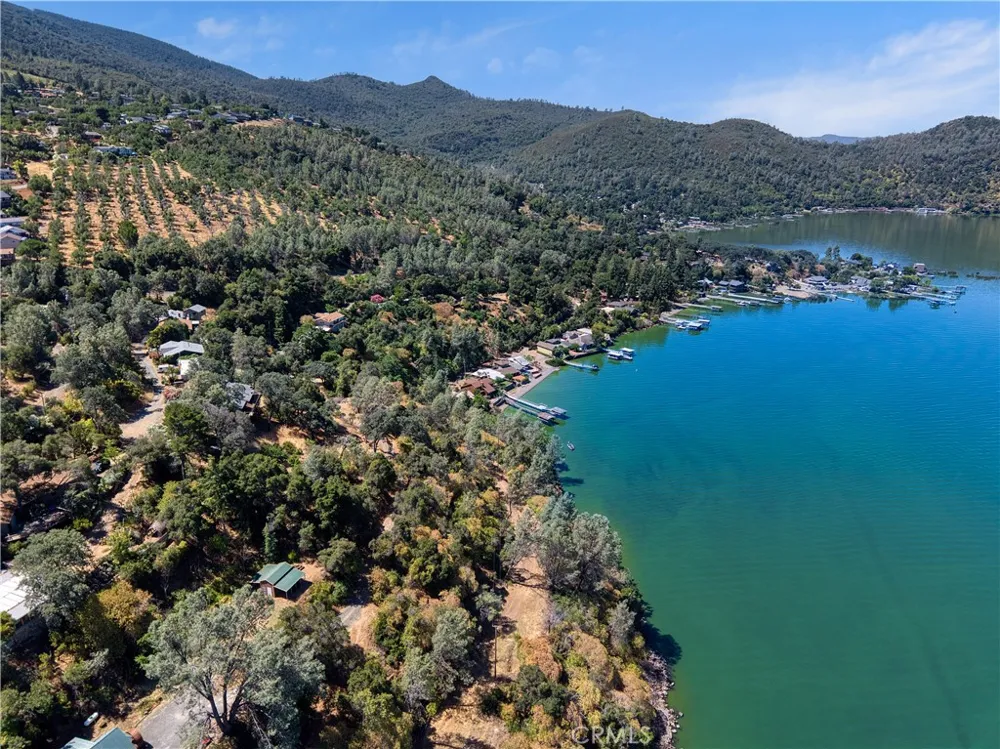 6996 Pine Avenue Kelseyville, CA 95451