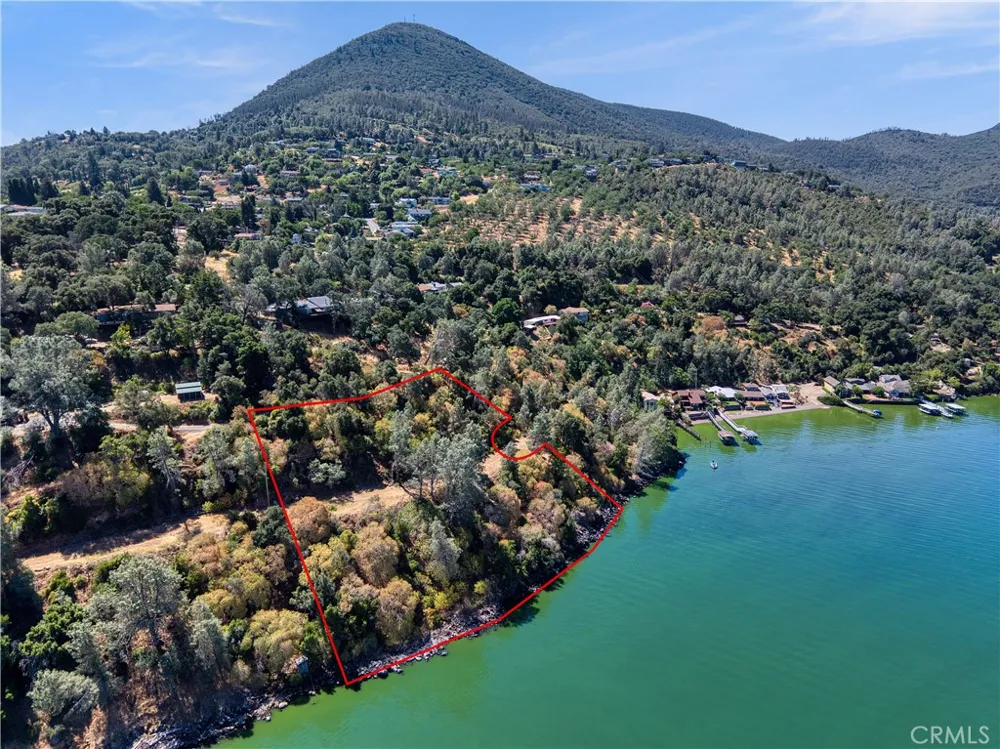 6996 Pine Avenue Kelseyville, CA 95451